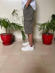 3 QUARTER POWER STRECH LIGHT GREEN SHORTS